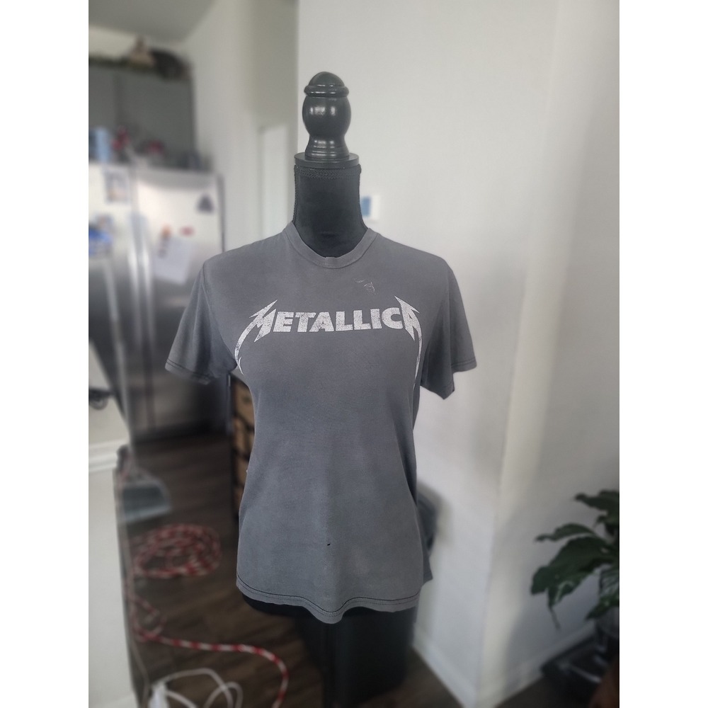 Metallic Merch Traffic Black Tee